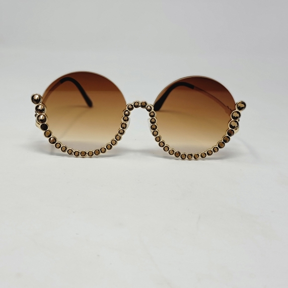 Retro Round Sunglasses - Picture 1 of 7